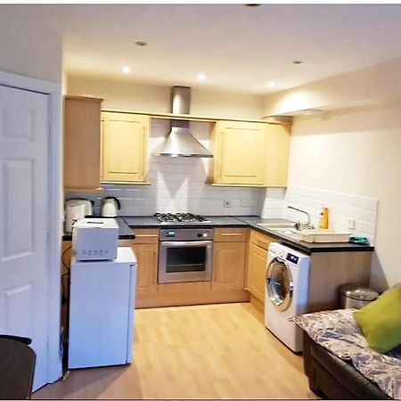 Pinfold Court Apartments Knowsley Zewnętrze zdjęcie